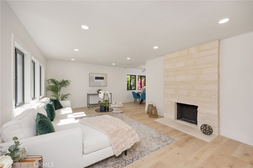 Properties 1 5856 Halbrent Avenue