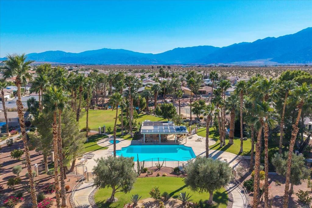 Desert Willow - Residential