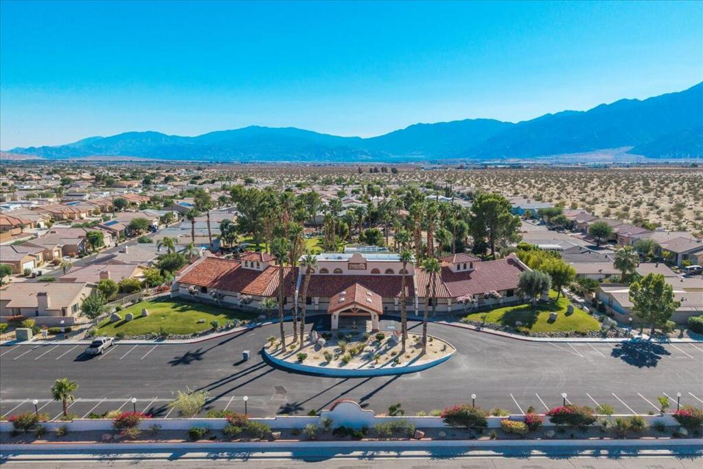 Desert Willow - Residential