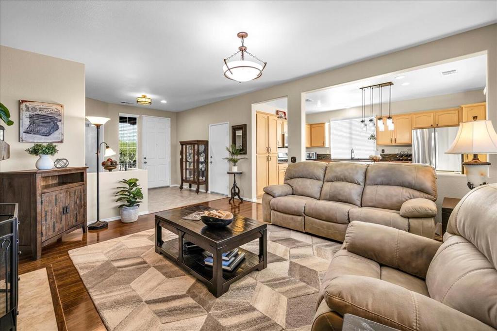 Desert Willow - Residential