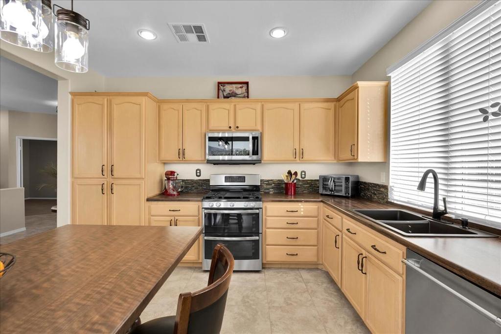 Desert Willow - Residential