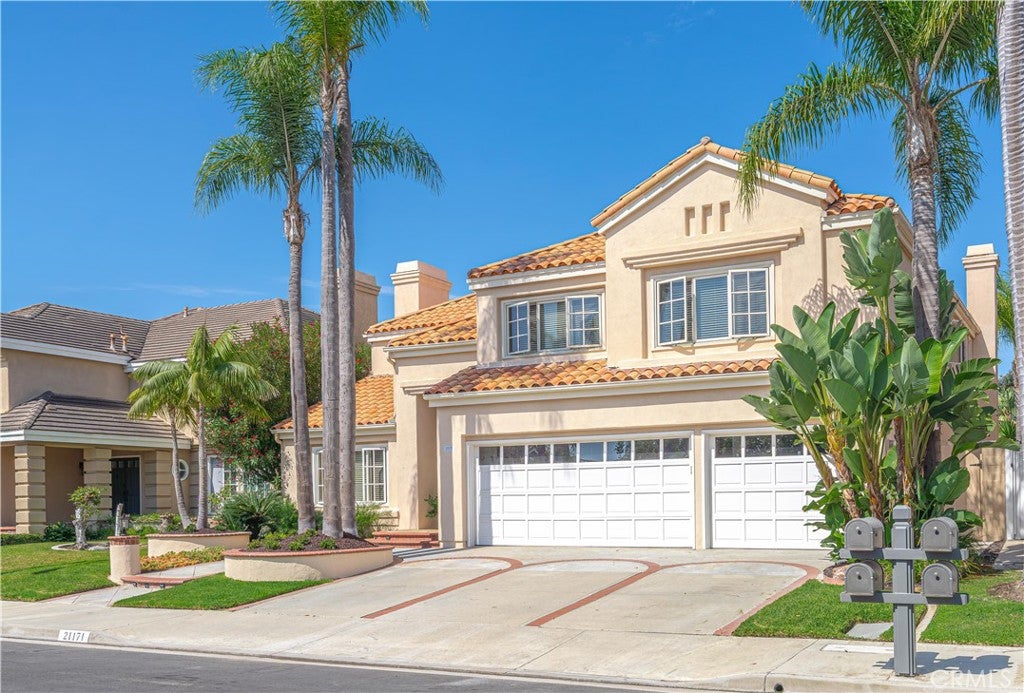 21171 Hillsdale Lane
