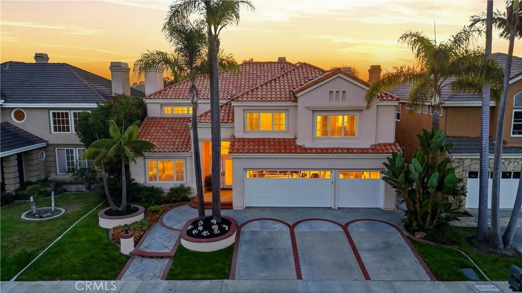 21171 Hillsdale Lane