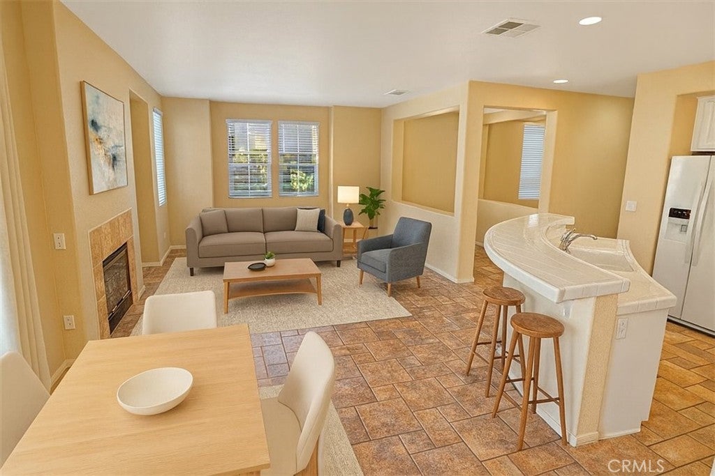 24163 Arrowhead Court