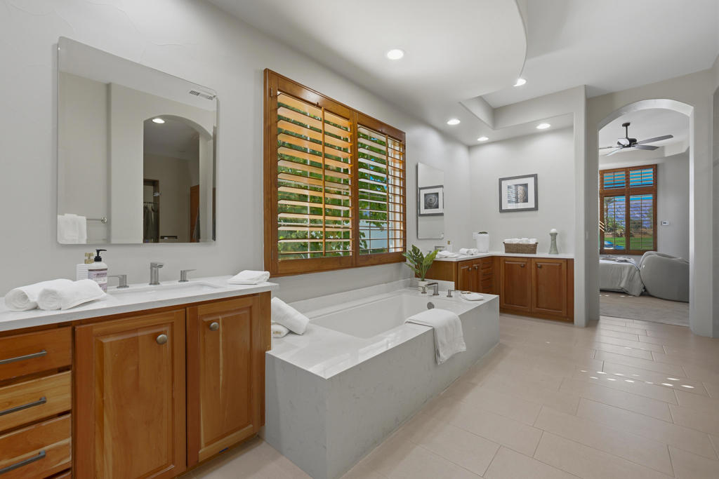 Mountain View CC - Residential