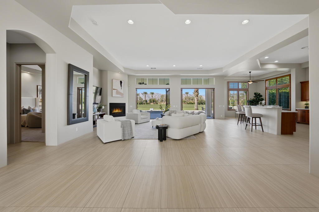 51461 Marbella Court