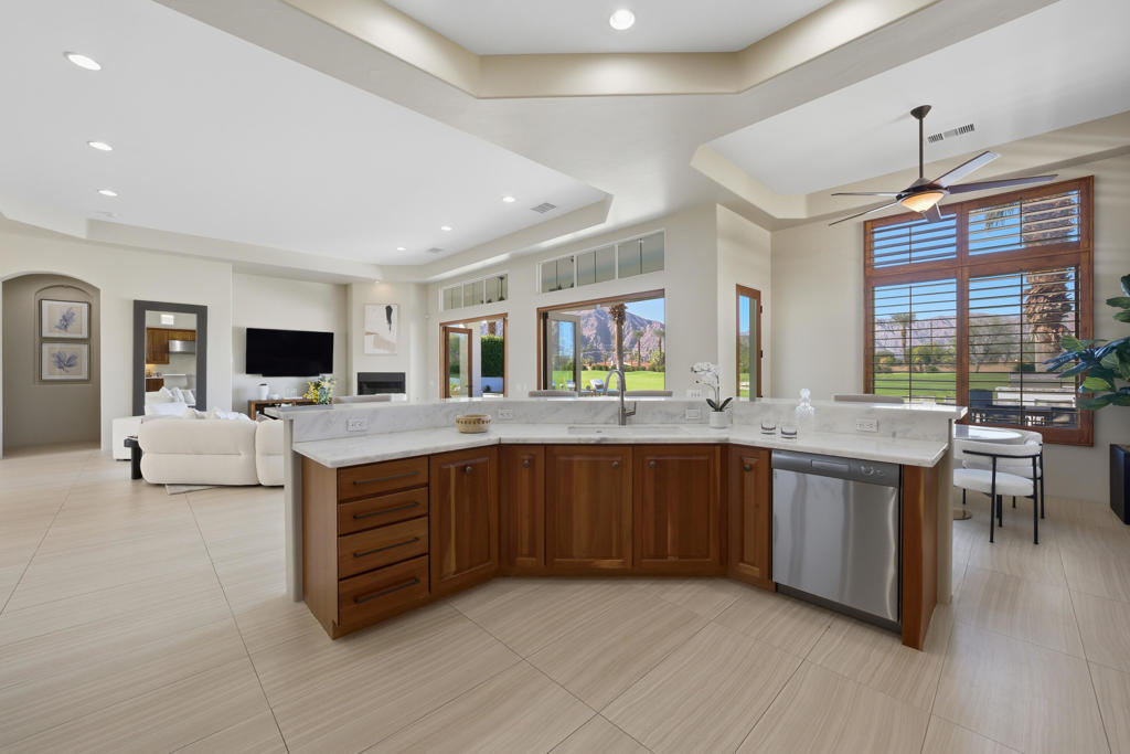 Mountain View CC - Residential