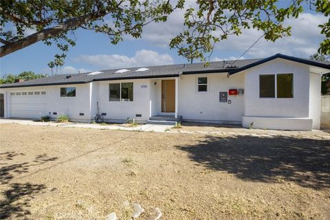15724 Chase Street North Hills CA 91343