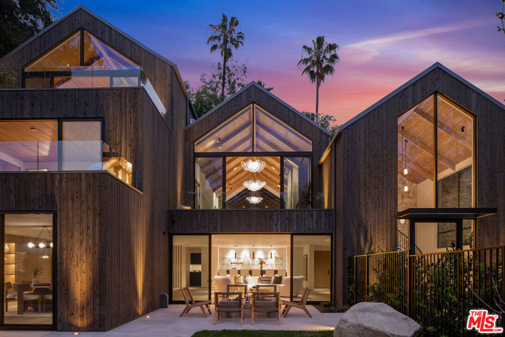 12309 Viewcrest Road