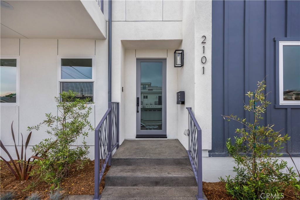 2101 Carnegie Lane