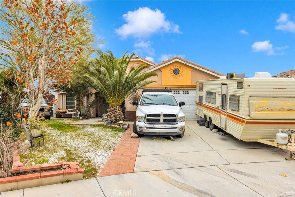 Photo of 14904 Ocotillo Street, Victorville, CA 92394 (MLS # HD26014831)