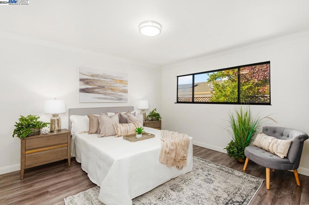 VAL VISTA - Residential