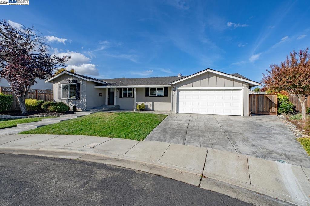 VAL VISTA - Residential