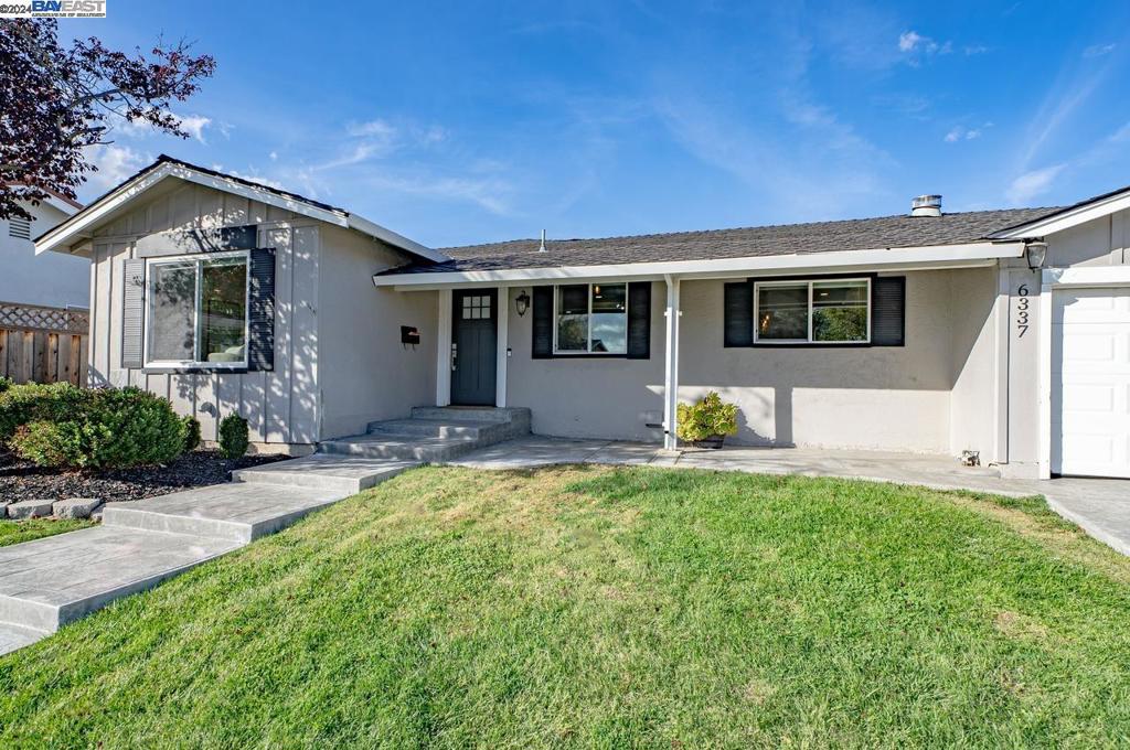 VAL VISTA - Residential