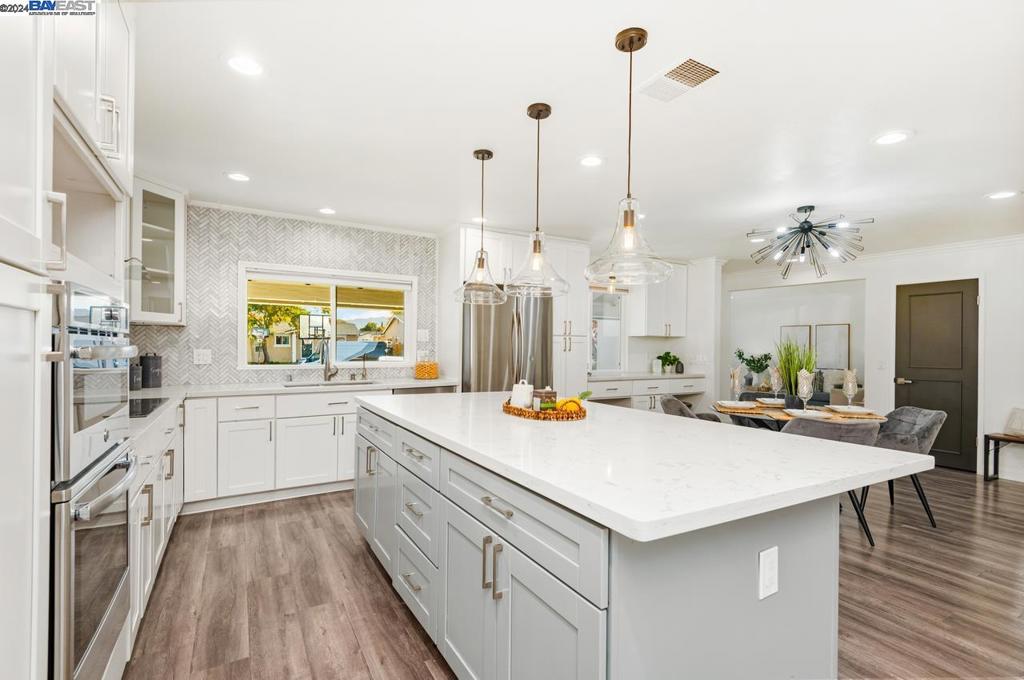 VAL VISTA - Residential