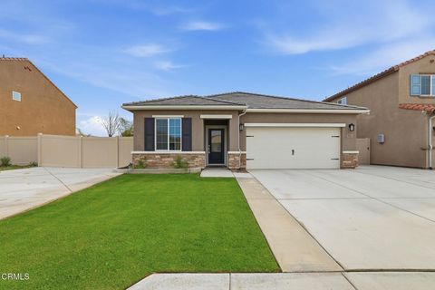 Photo of 7812 Strawberry Lane, Bakersfield, CA 93313 (MLS # V1-35664)