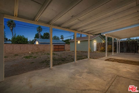 Tiny photo for 7139 Fallbrook Avenue, West Hills, CA 91307 (MLS # 26959763)