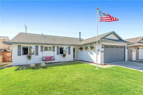 20111 Marina Lane Huntington Beach CA 92646