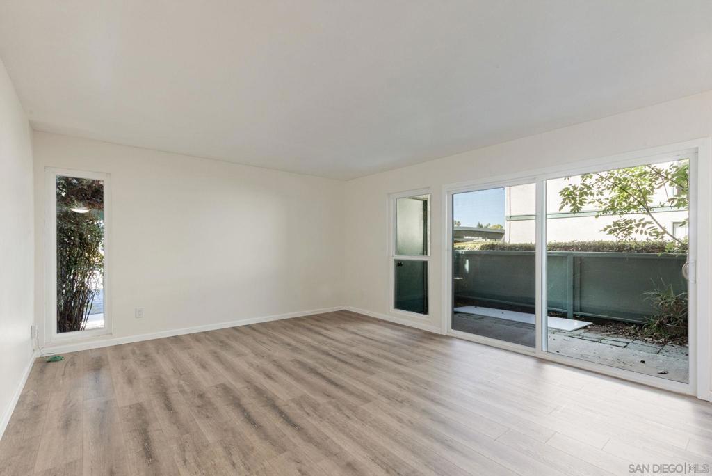 1805 E Grand Ave 105