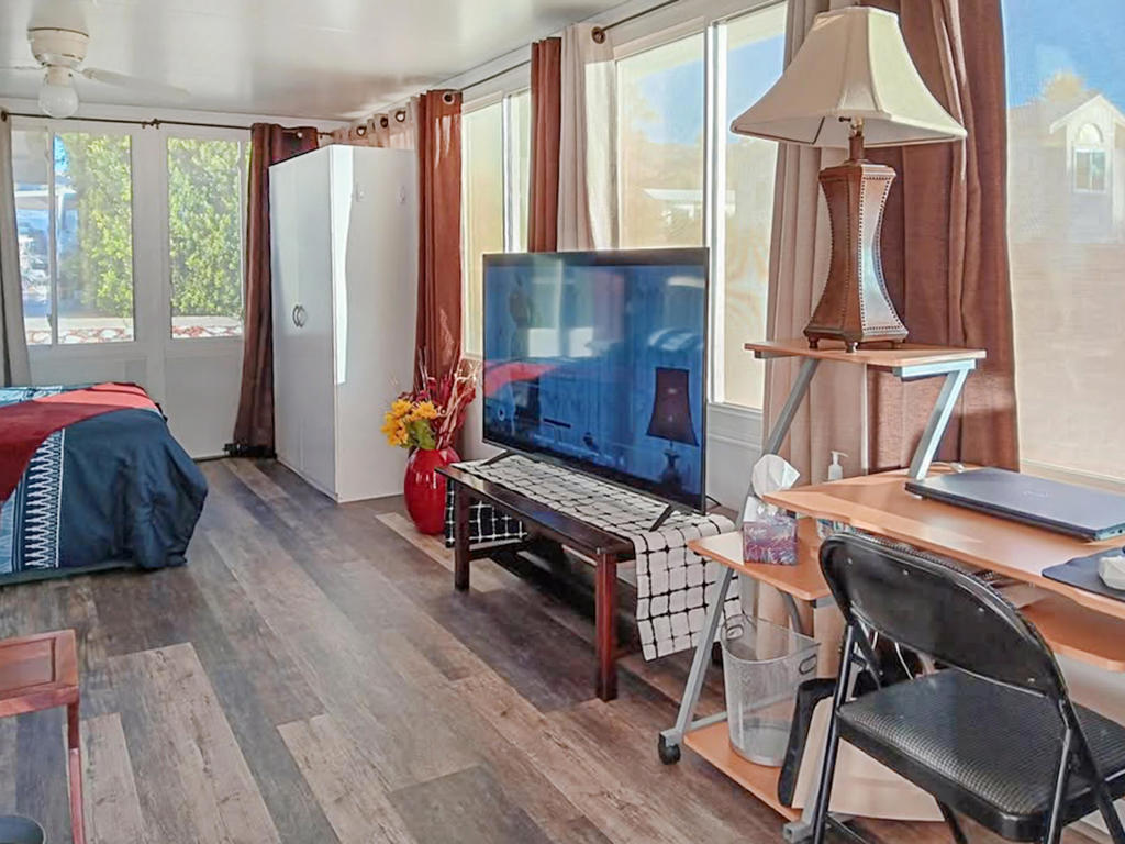 Not Applicable-1 - Manufactured In Park