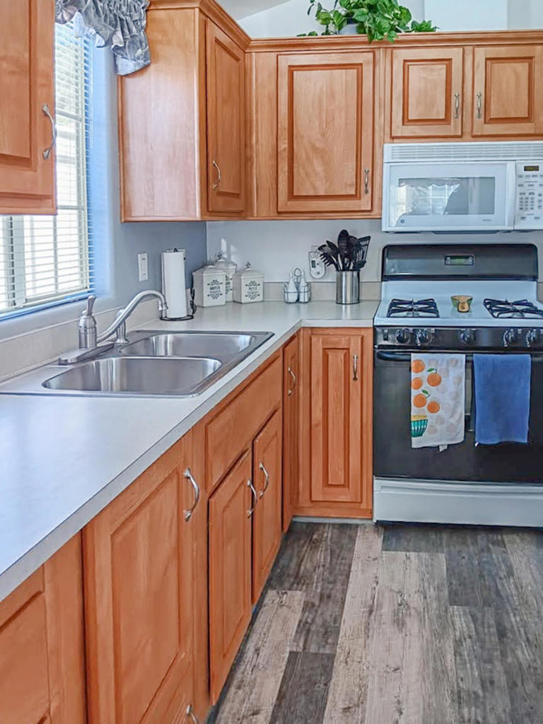 Not Applicable-1 - Manufactured In Park