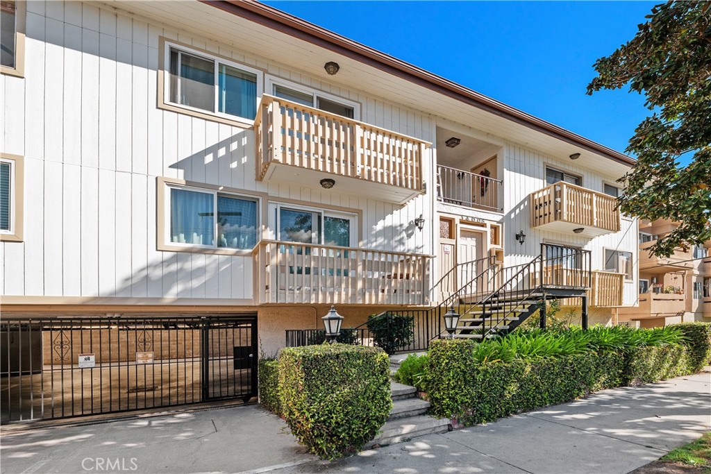 14005 Milbank Street 7