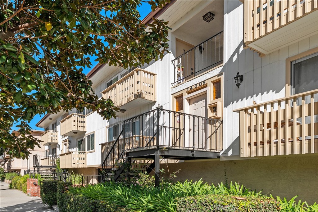 14005 Milbank Street 7