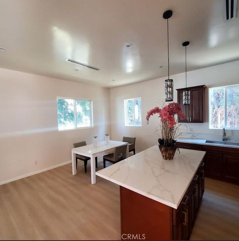 Tiny photo for 3765 Globe, Los Angeles, CA 90066 (MLS # WS26049100)