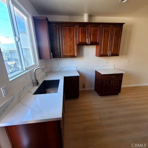 Tiny photo for 3765 Globe, Los Angeles, CA 90066 (MLS # WS26049100)