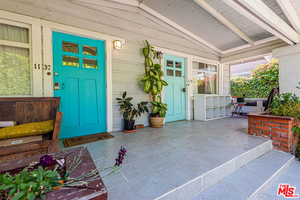 1130 N Beachwood Drive
