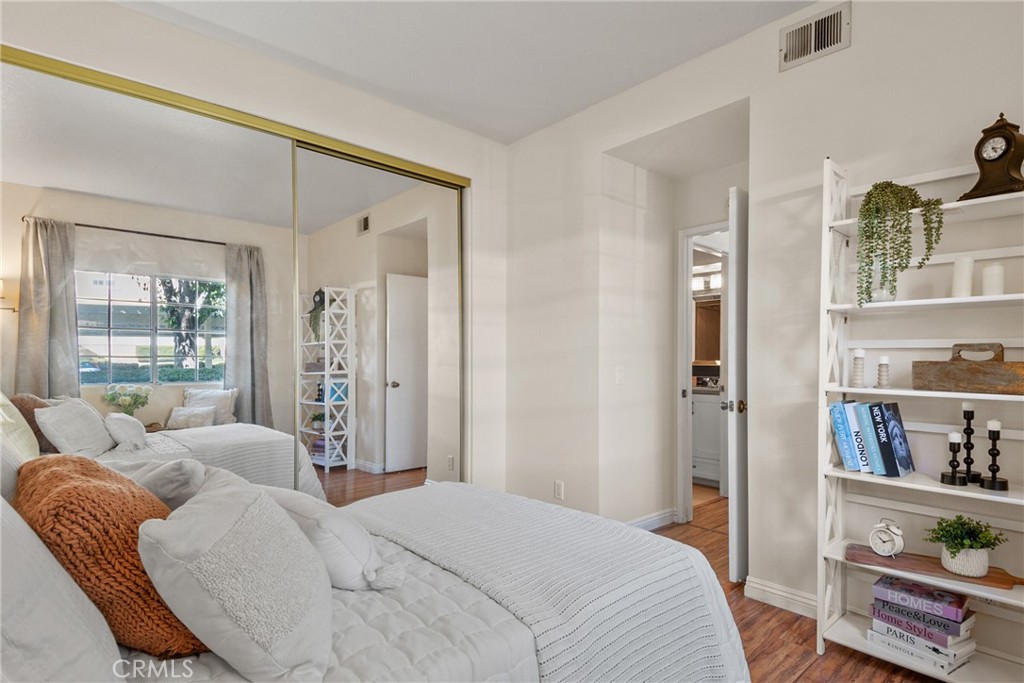 Las Flores (R1) (LF) - Residential
