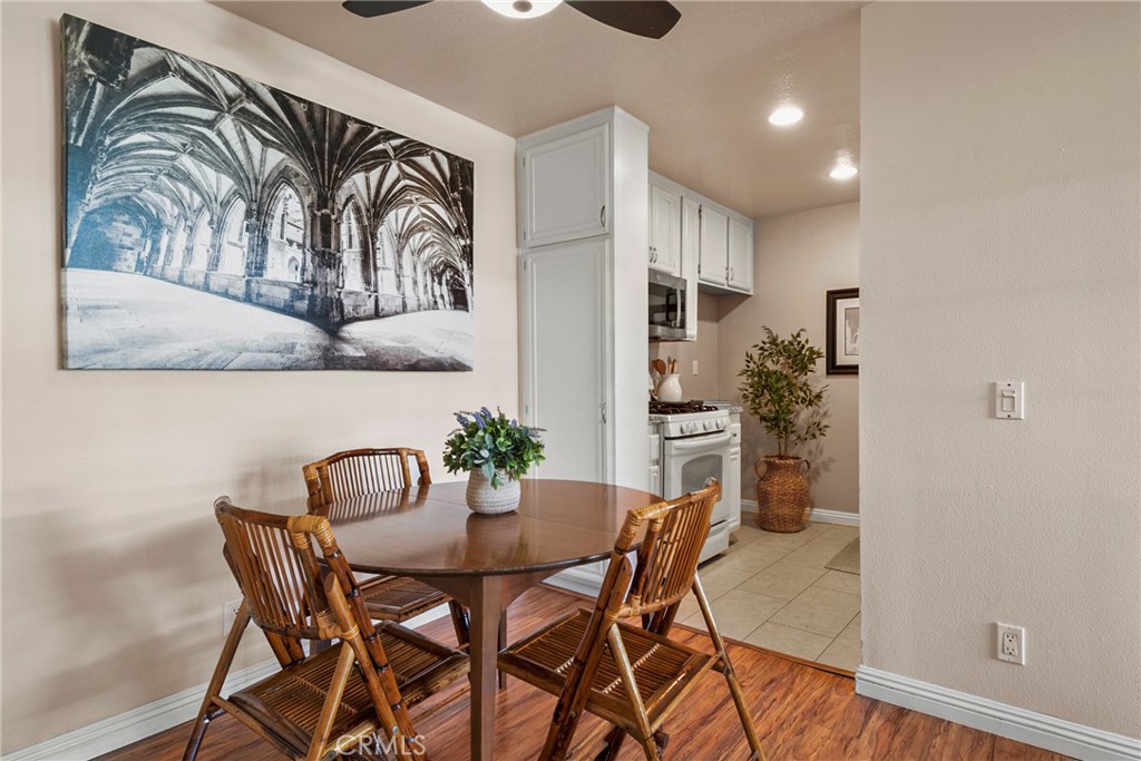 Las Flores (R1) (LF) - Residential