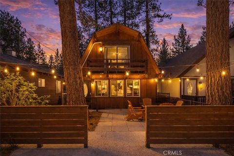 Photo of 1104 Robinhood Blvd, Big Bear City, CA 92314 (MLS # NP26084055)