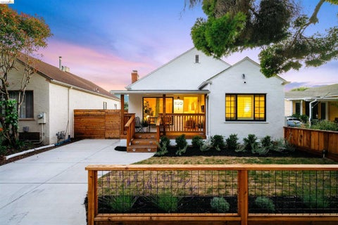 Photo of 1120 Masonic Ave, Albany, CA 94706 (MLS # 41137001)