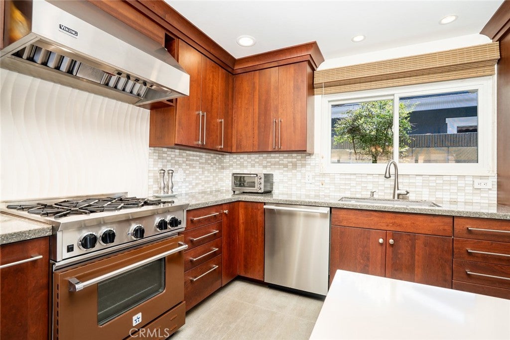 6381 Myrtle, Huntington Beach CA 92647 - Photo 12