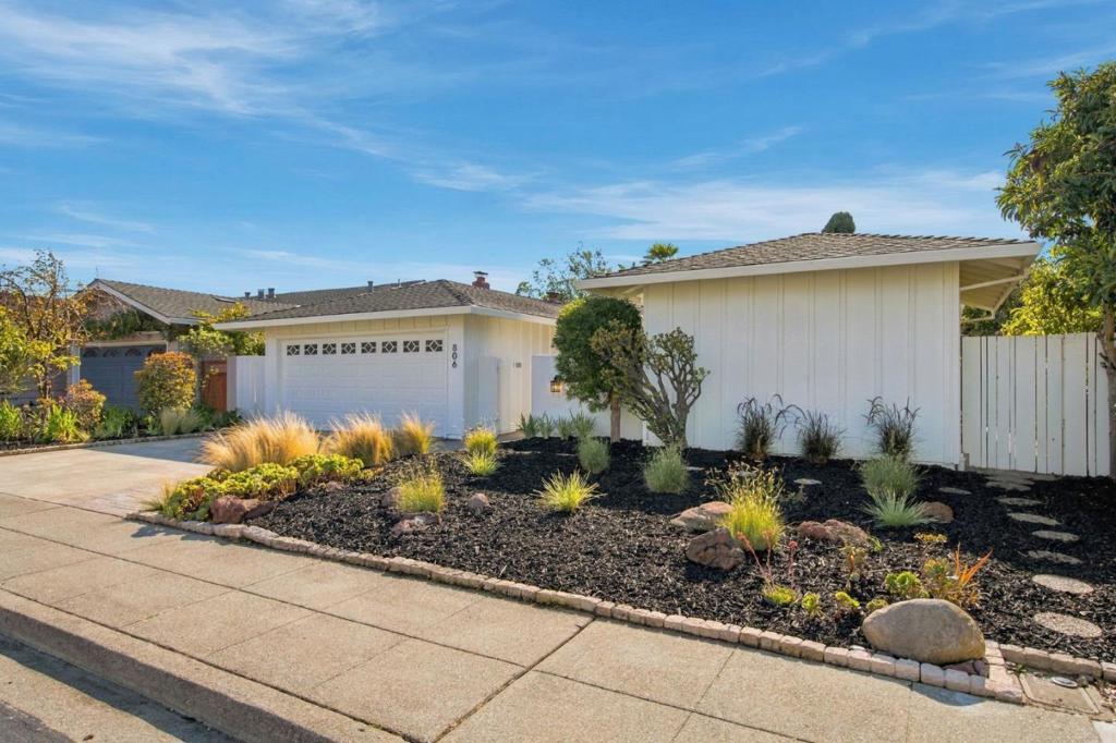 806 Chrysopolis Drive