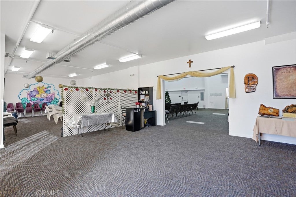 205 W Central