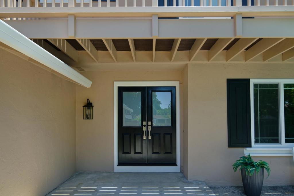 830 Rubis Drive