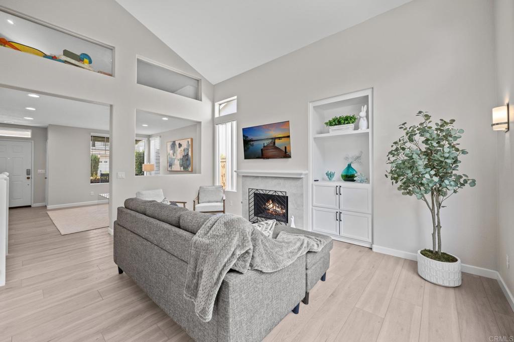7794 Paseo La Jolla