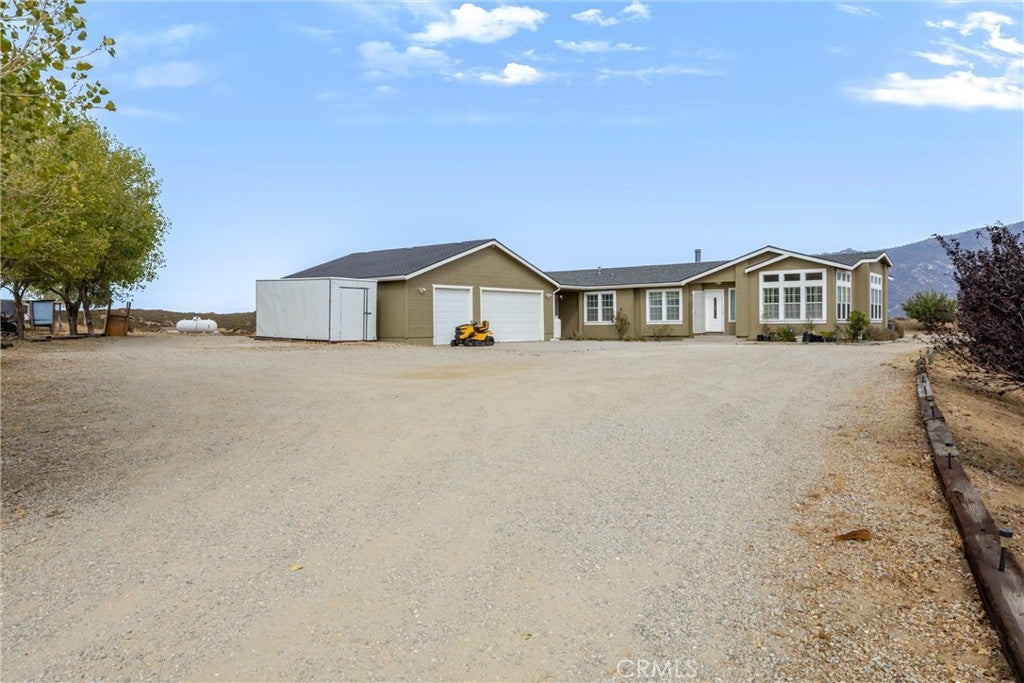 47180 Woodcliff Drive