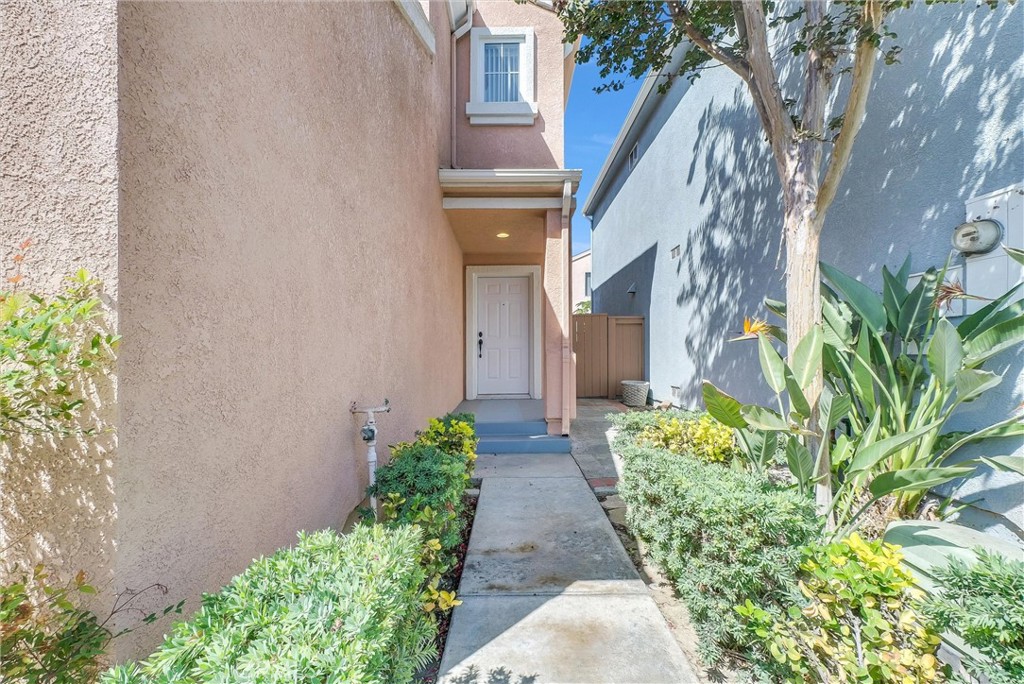 Unknow - Residential Lease