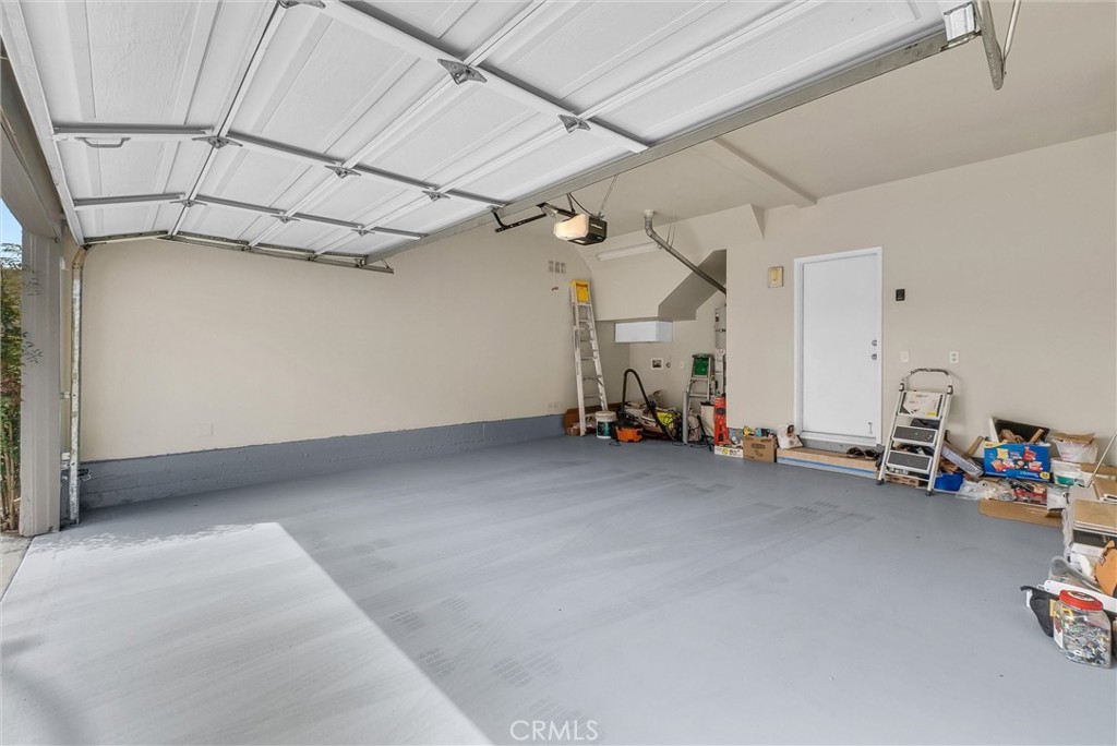 Unknow - Residential Lease
