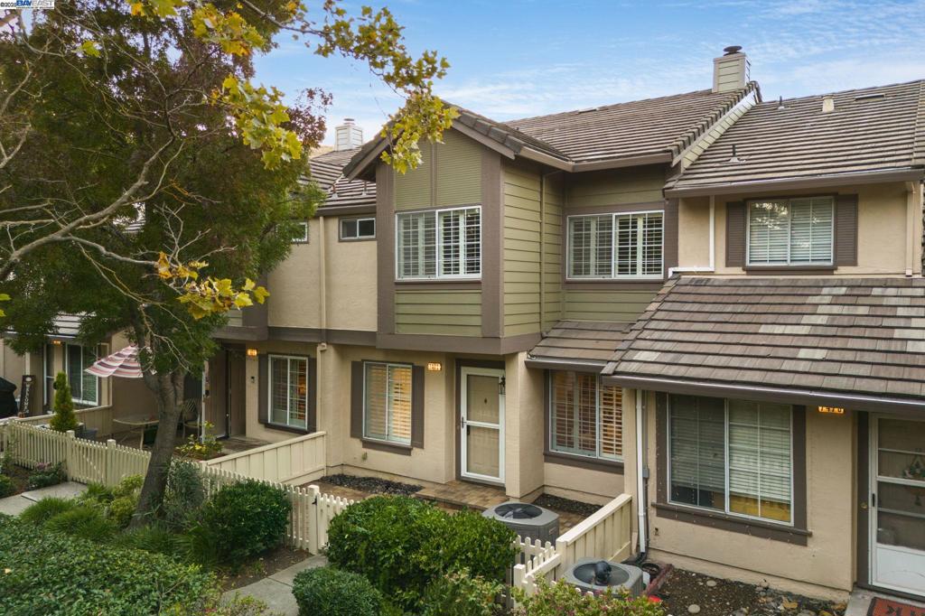 WOODLANDS - Residential