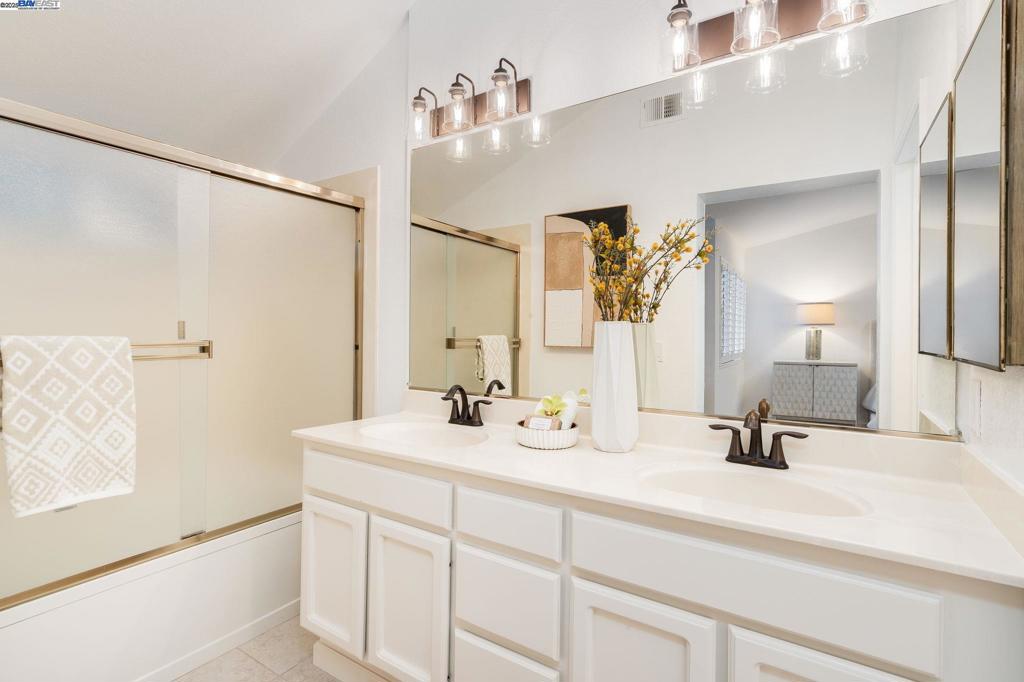 WOODLANDS - Residential