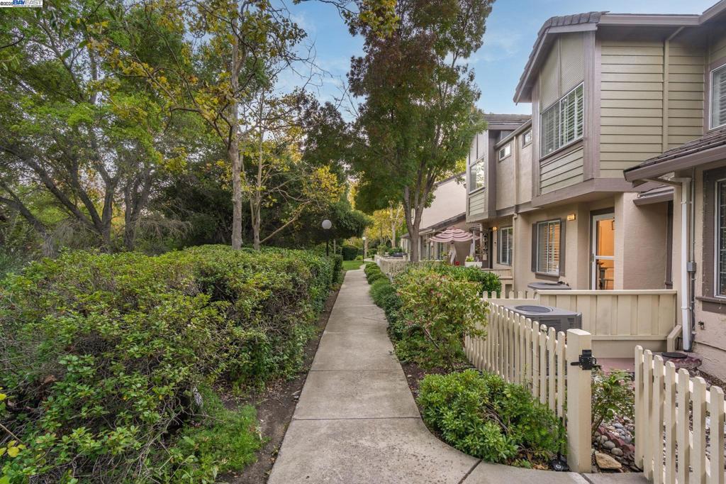 WOODLANDS - Residential