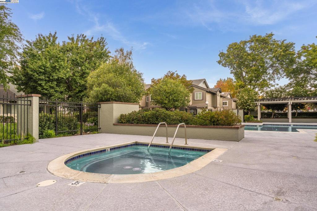 WOODLANDS - Residential