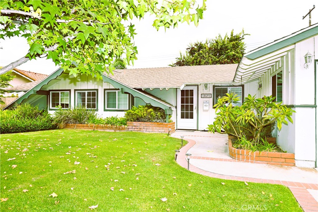 10691 Perrin Drive