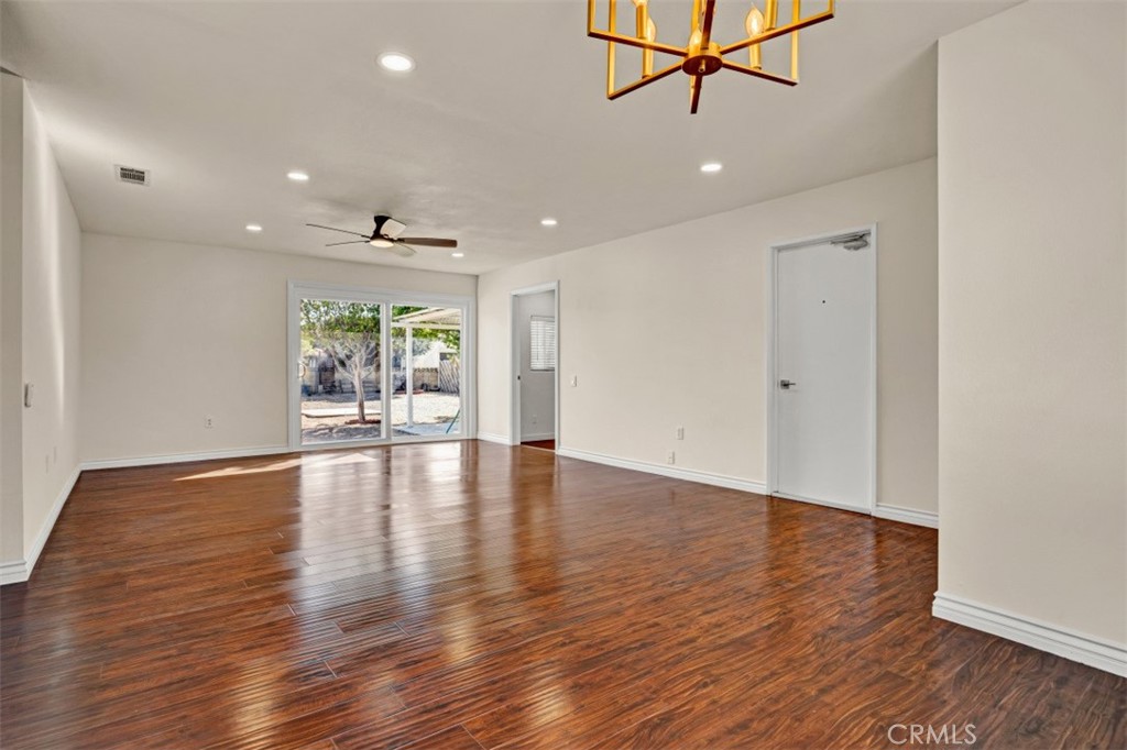 27609 Grosse Point