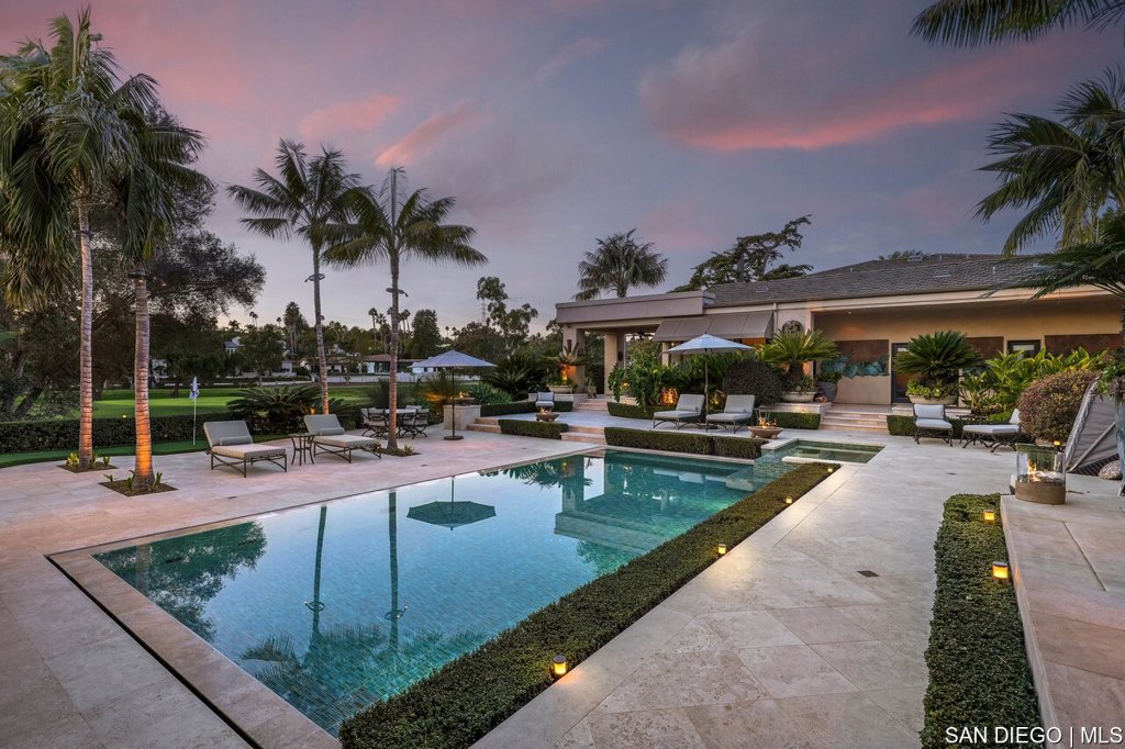 La Costa - Residential