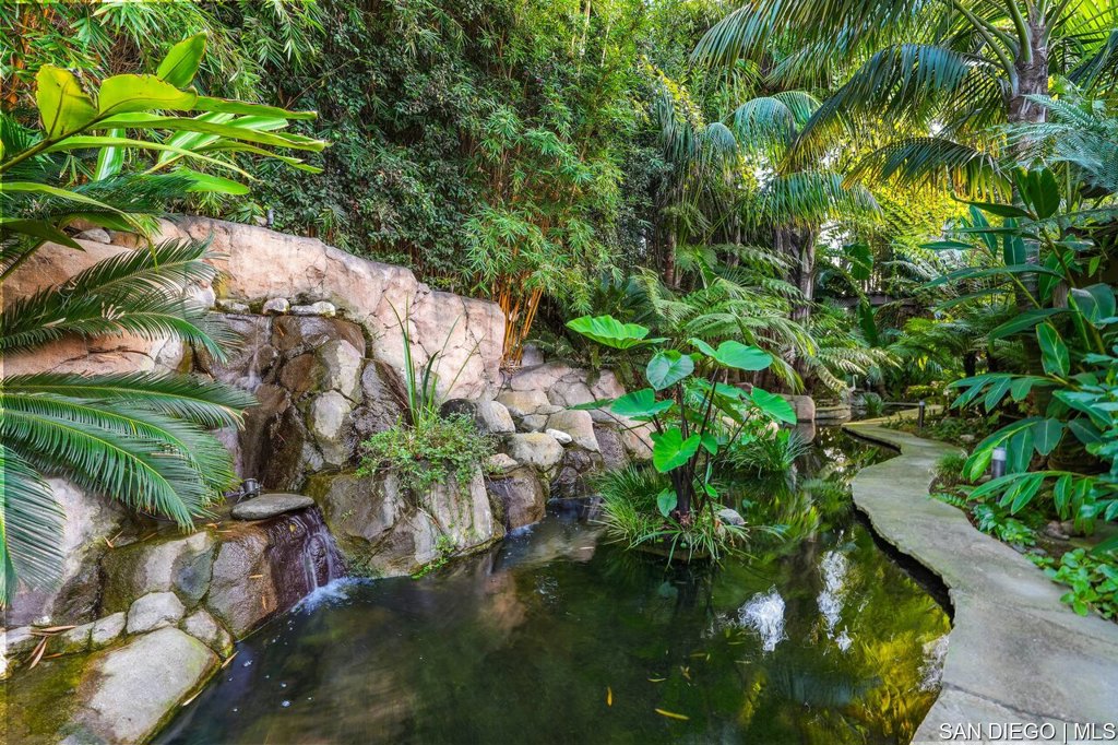 La Costa - Residential